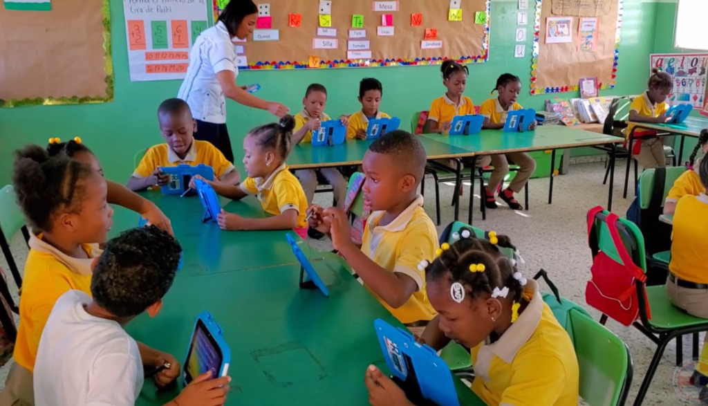 CUENTO EL OSO MODALES USO TABLETS NIVEL PRIMARIO ESCUELA MARIA MERCEDES MEYRELES